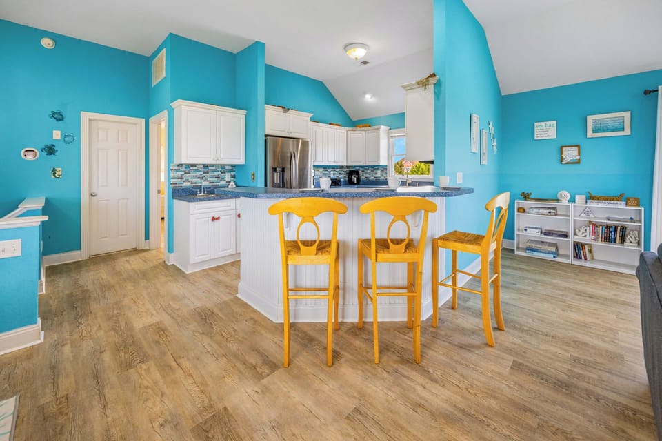 Surf or Sound Realty - 452 - Isle Be Breezy - Kitchen -5