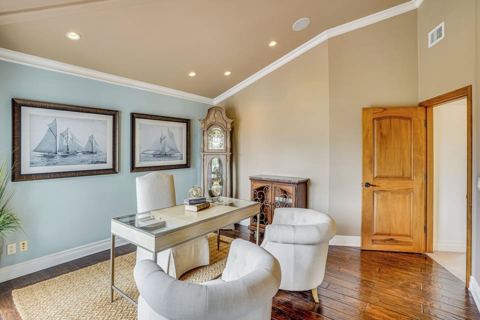 Office | Upper Level