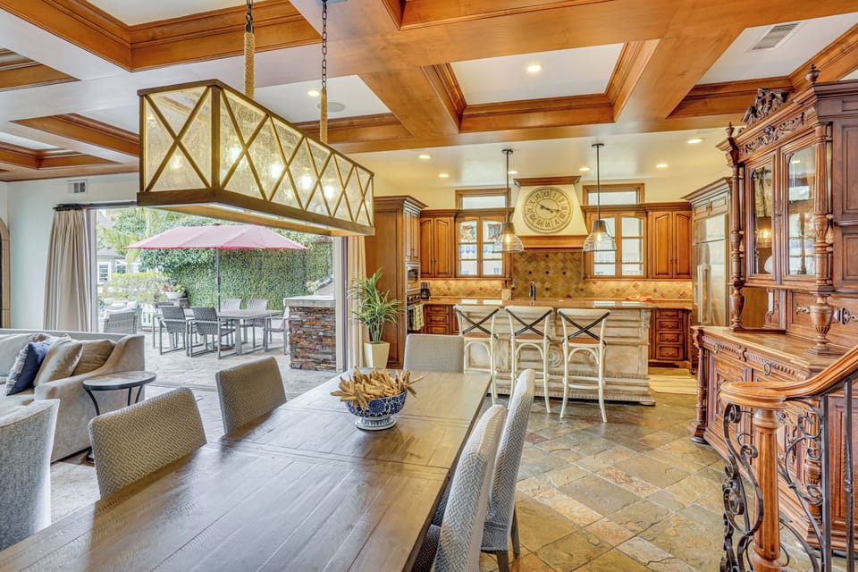 Dining Area | Main Level