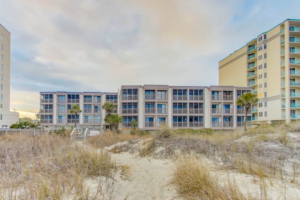 Seascape Building