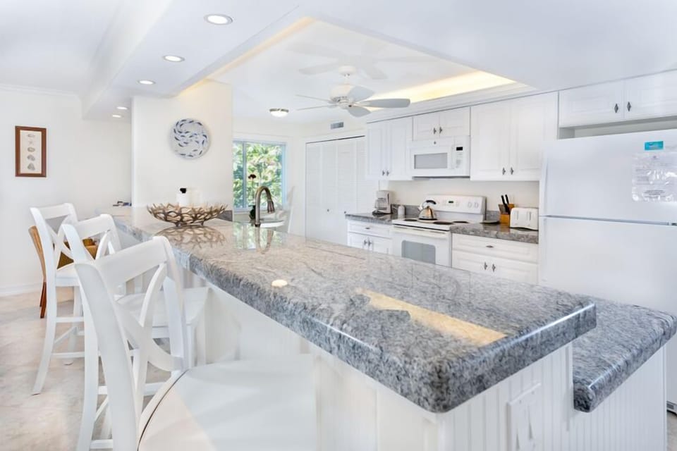 Kitchen Bar