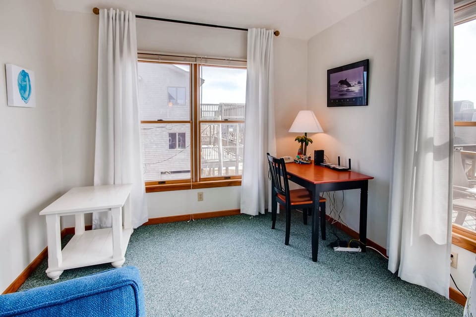Surf-or-Sound-Realty-Mermaid's-Keep-133-Great-Room