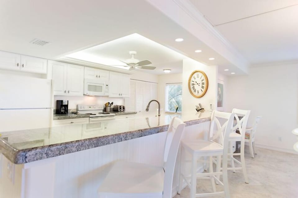 Kitchen Bar