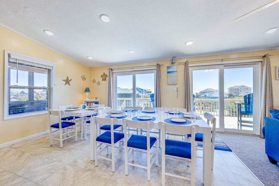 07-Surf-Or-Sound-Realty-834-Sleepy Dog-Dining Area-3