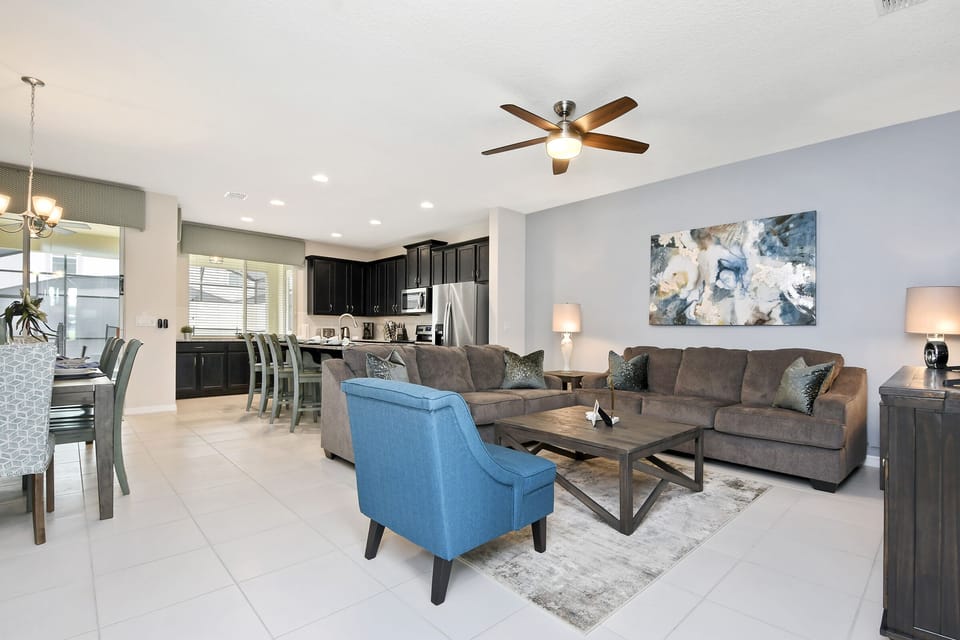 Open concept living, dining, kitchen