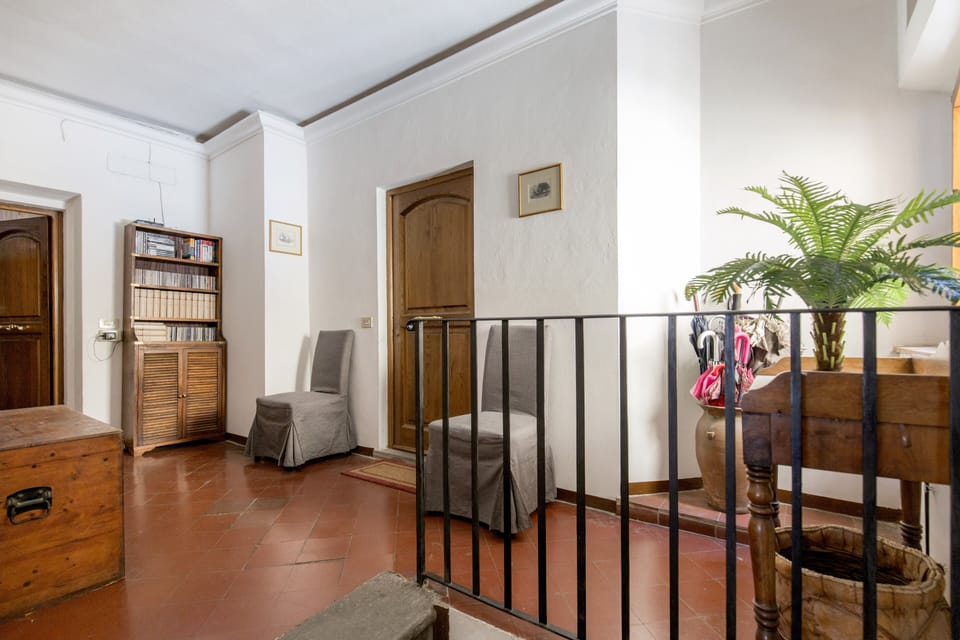 Apartment Entrance hall