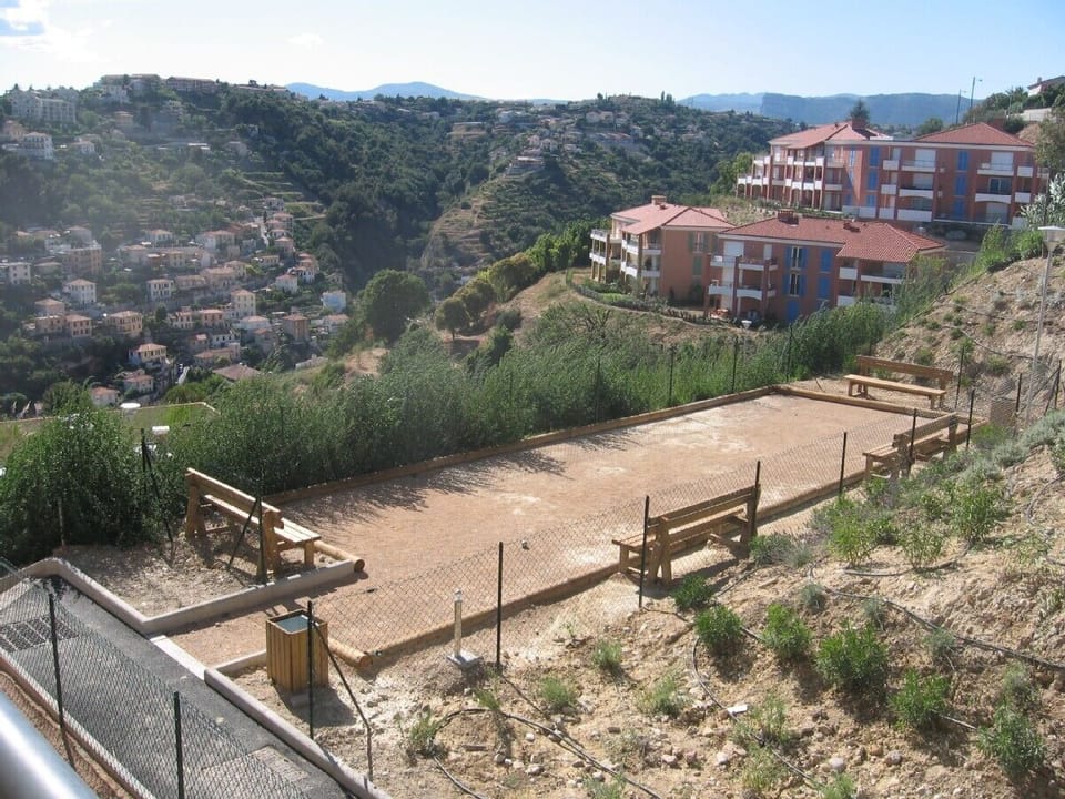 french boules area