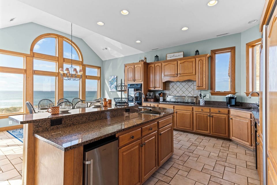 Surf or Sound Realty - 215 - Usquaebach - Kitchen -2