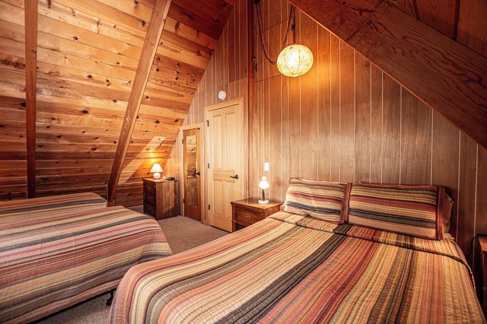 Das Berghaus - Bedroom 3 Upstairs