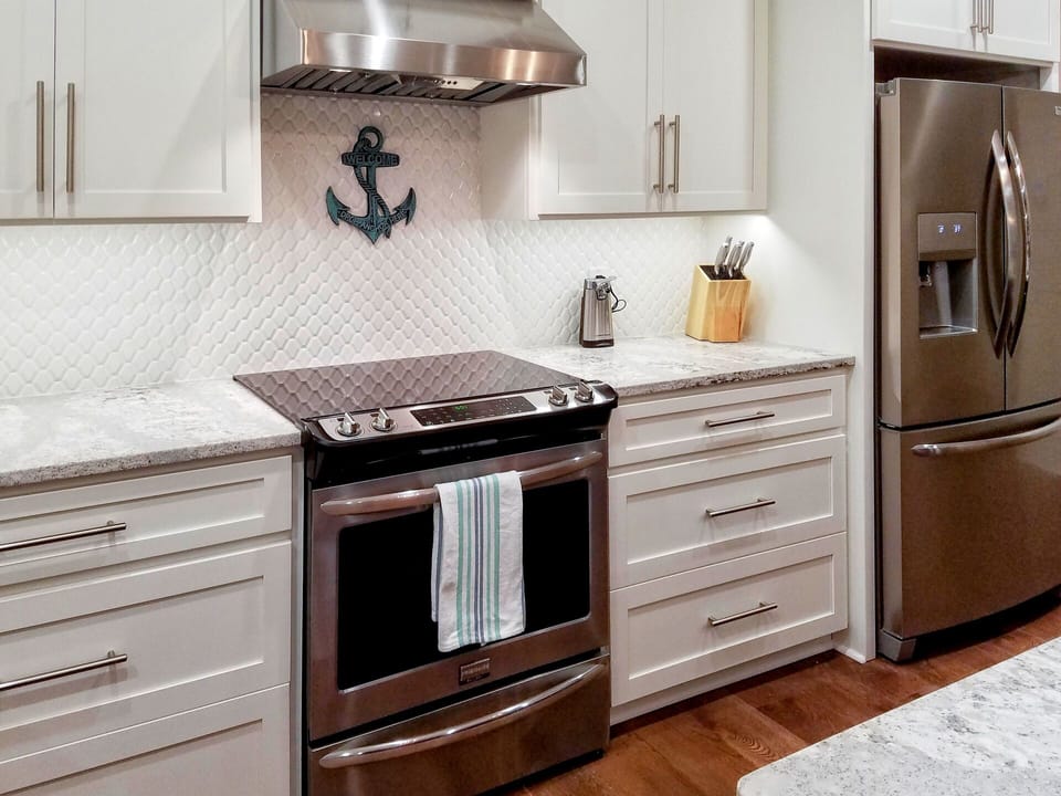 Lots of deep drawer cabinets and an abundance of counter space