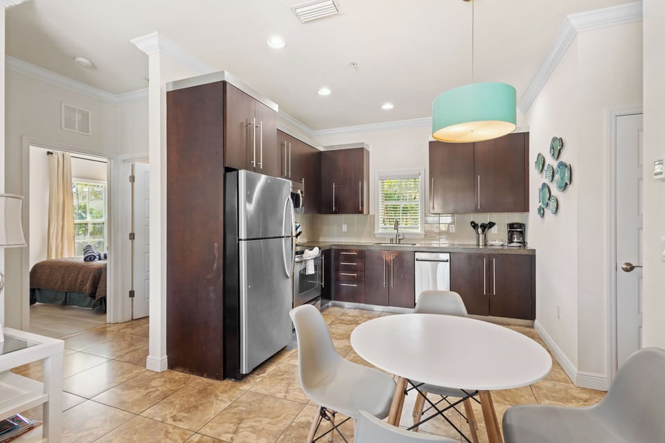 Dining/Kitchen