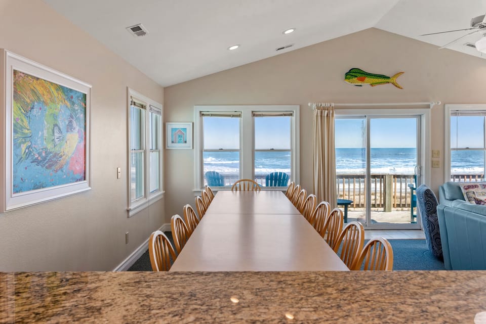 NH06: Ocean's Edge | Top Level Kitchen