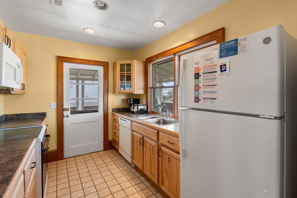 JR10: Mann Cottage | Kitchen