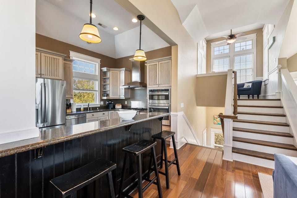 CC281: Barefoot At The Banks | Top Level Kitchen