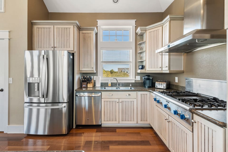 CC281: Barefoot At The Banks | Top Level Kitchen