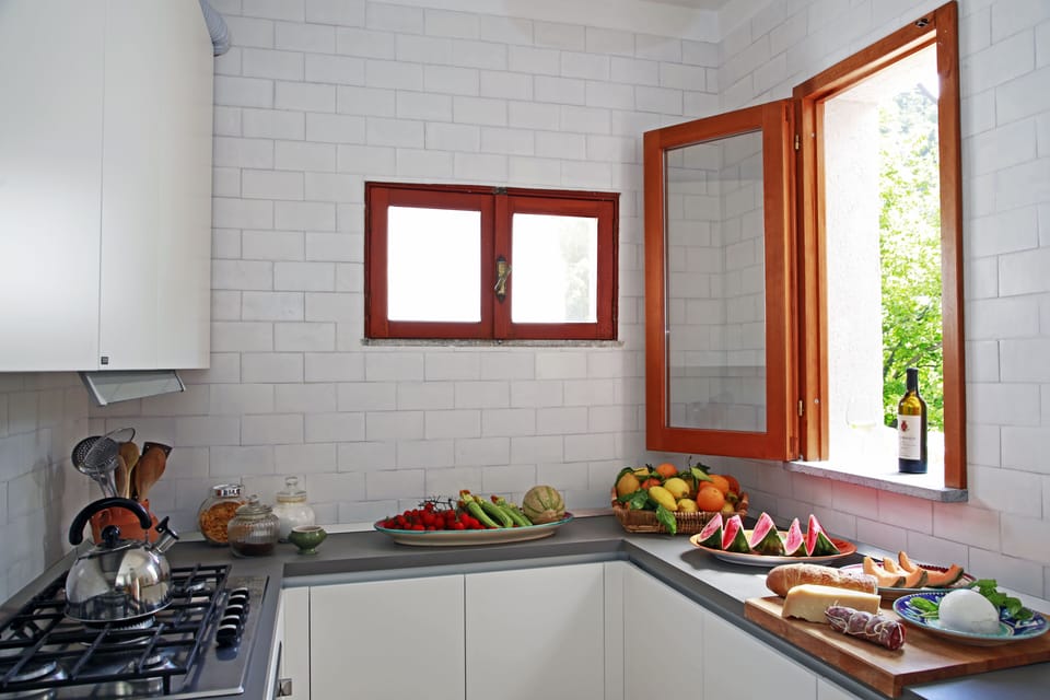 Fully equipped modern kitchen, that expands...