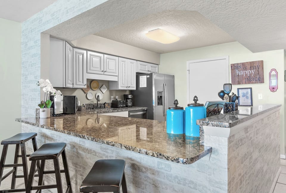 Breakfast Bar next to Dining Room