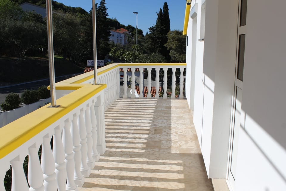 Terrace 2