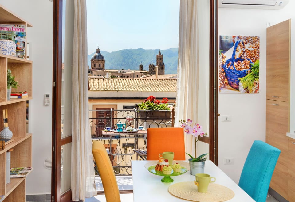 Colazione con vista Cattedrale sullo sfondo
