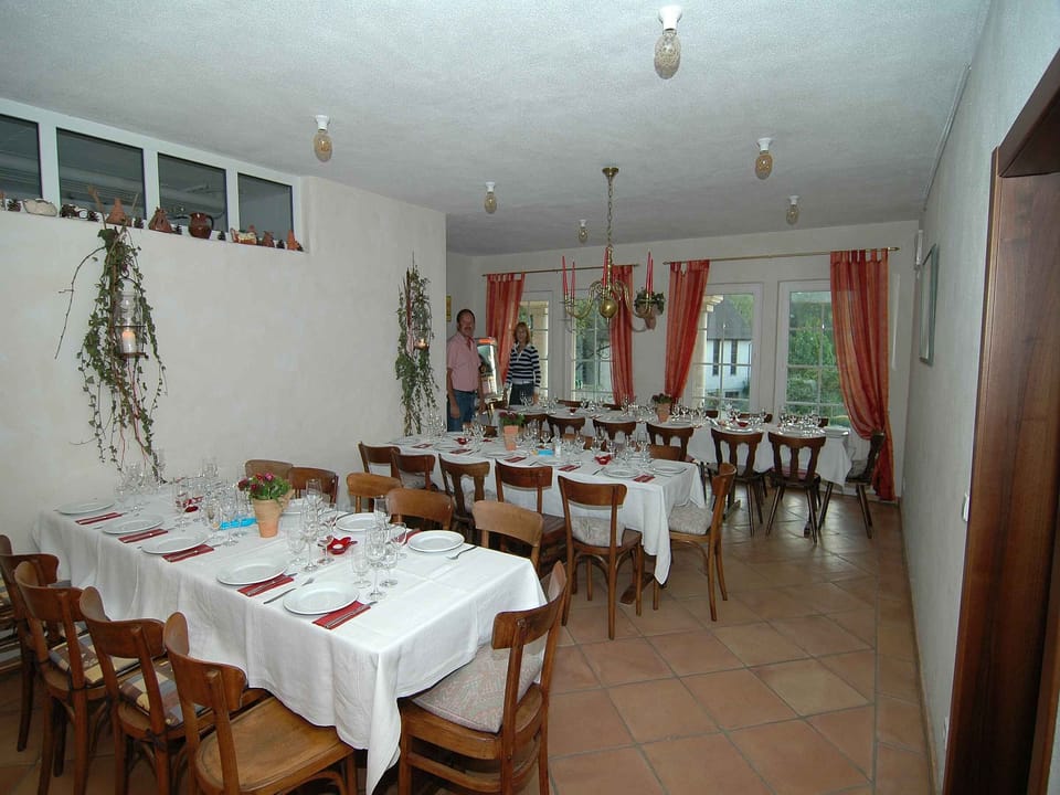 Banquet hall