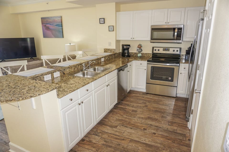 remodeled Kitchen brand new appliances 