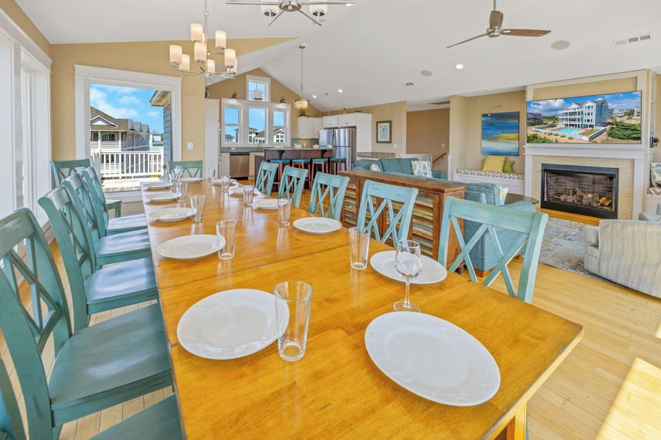 The open layout of the top floor allows everyone to stay connected no matter the activity.