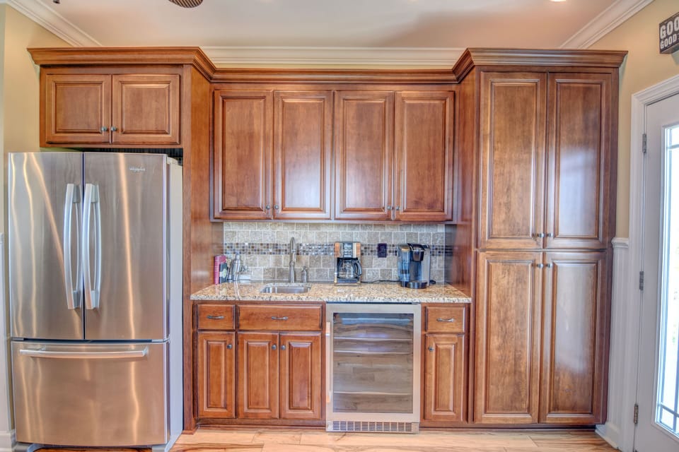 Kitchen (Refrigerator, prep sink, and beverage fridge)