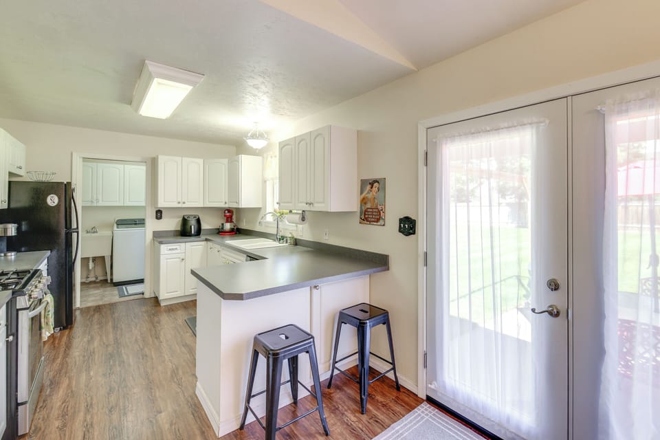 Kitchen | Cooking Basics | Coffee Maker | 1st Floor