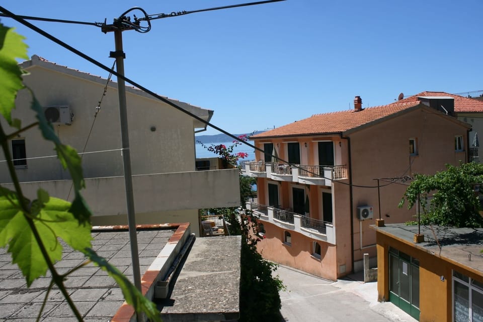 Terrace 3