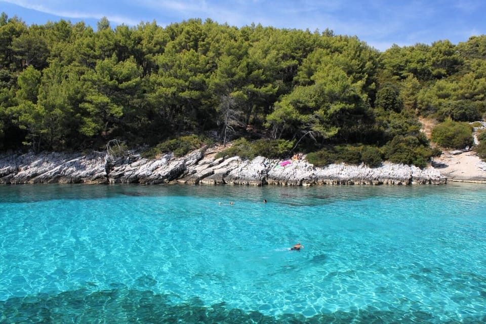Nearby beaches
