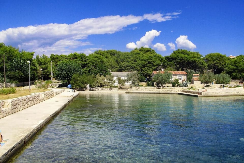 Nearby beaches