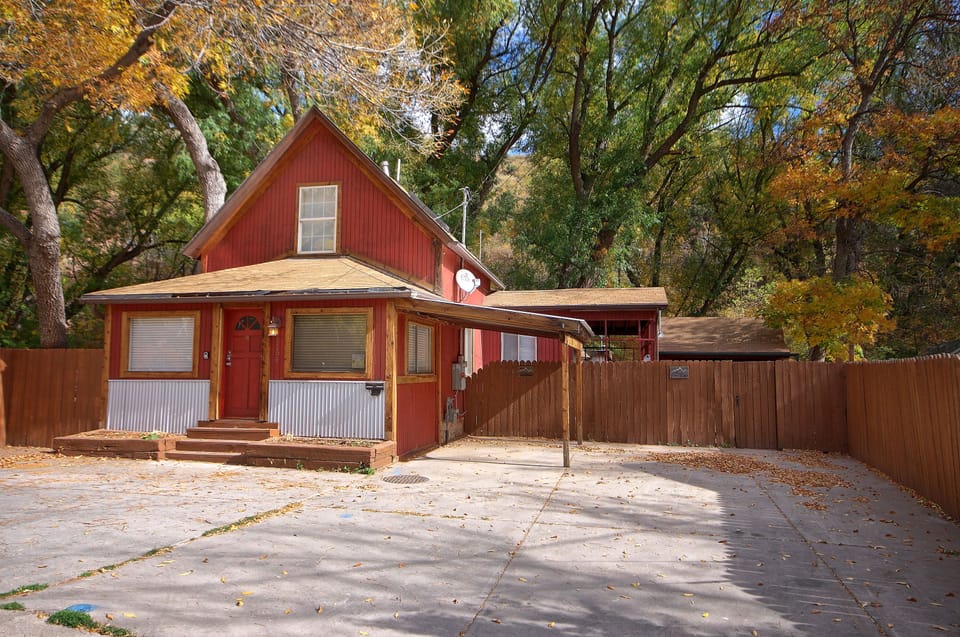 A blcok away from the center of Downtown Manitou with 2 parking spots off street