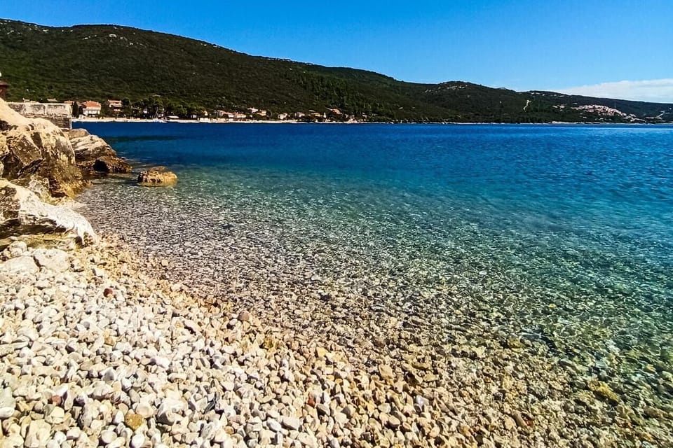 Nearby beaches