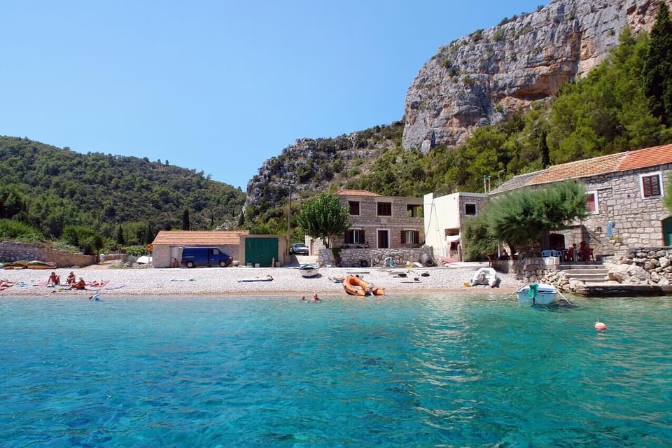Nearby beaches