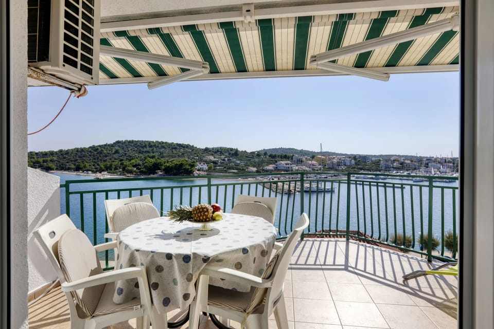 Terrace 1