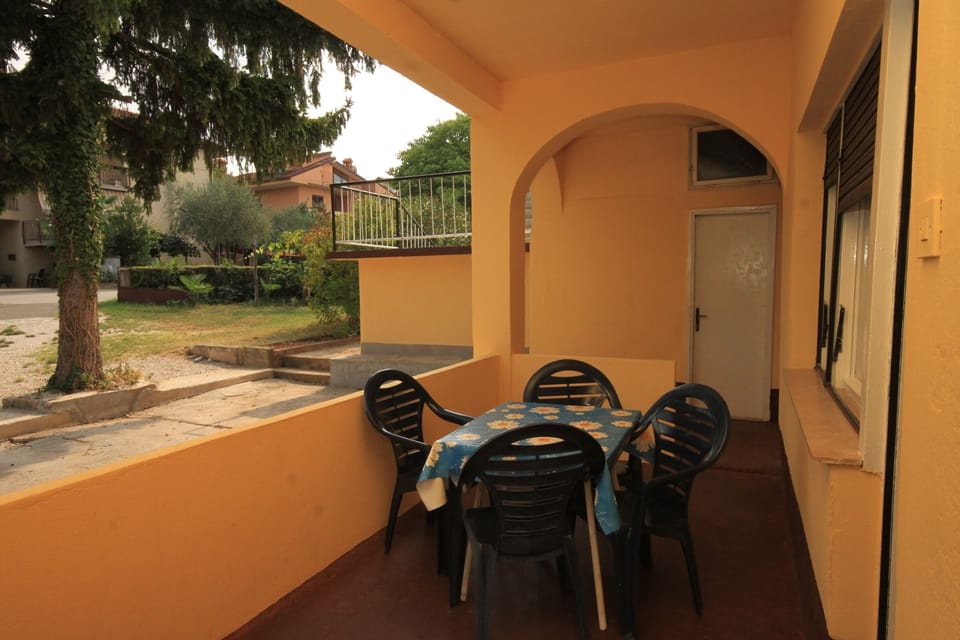 Terrace 1