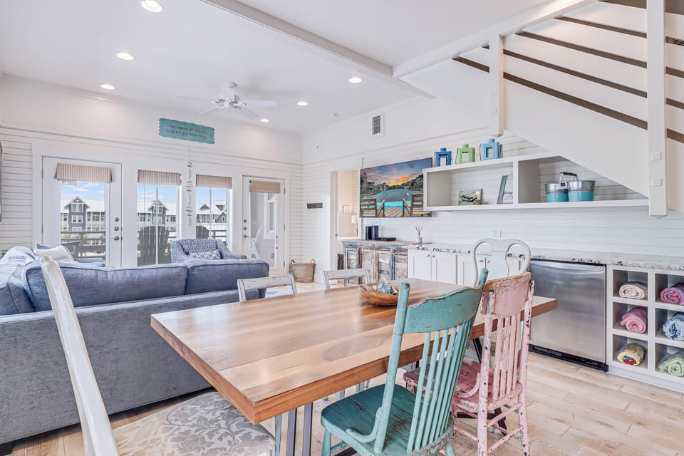 Dining Area, 1st Floor