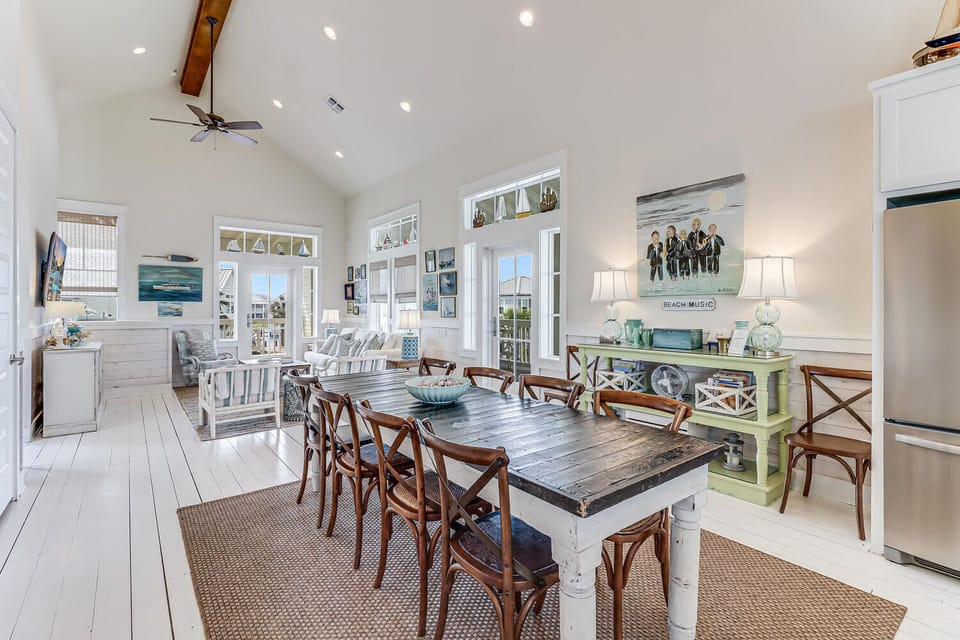 Dining Area, 2nd Floor