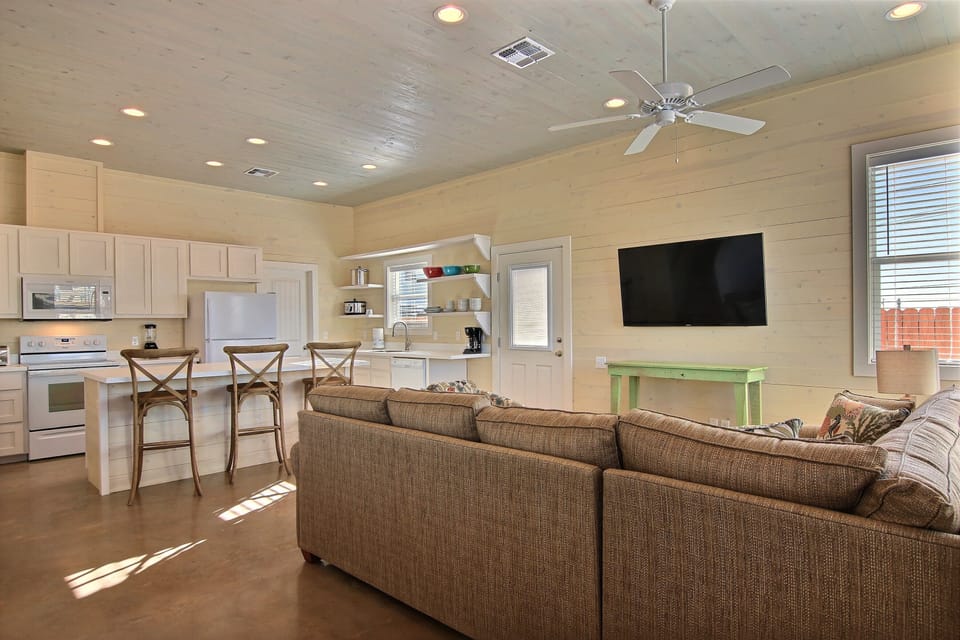 Open living area - Social space with integrated kitchen