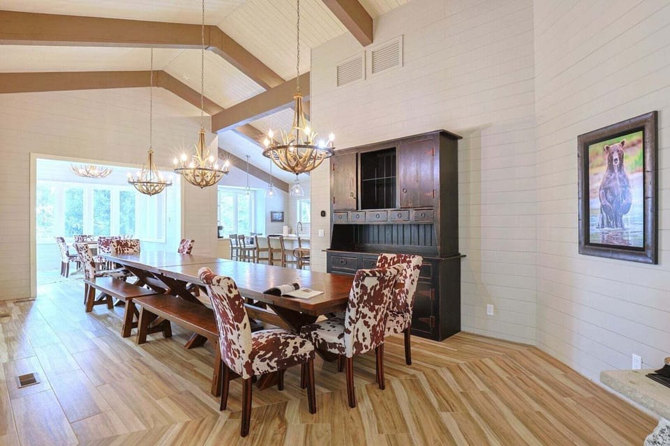 Dining areas