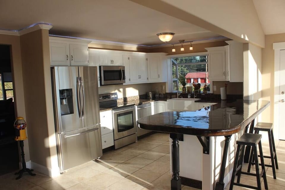 Kitchen (2)