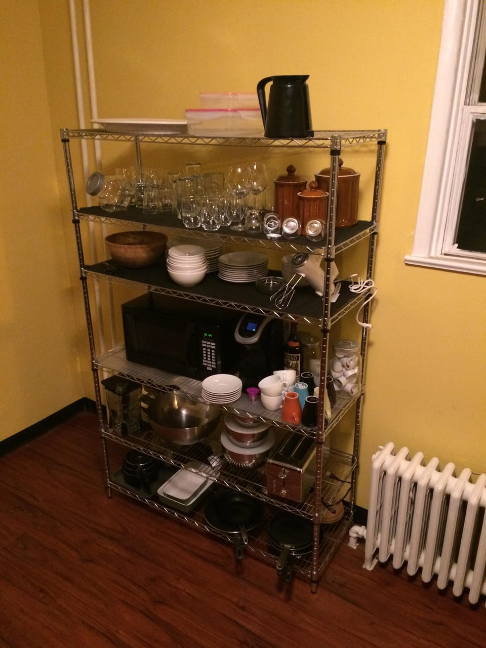 Stocked NEW kitchen appliances for dining at home! Including complementary assorted K-cups brews, hot chocolate, and soups. Plenty of dining-ware and plate settings to accommodate groups. Baking and culinary tools as well!
