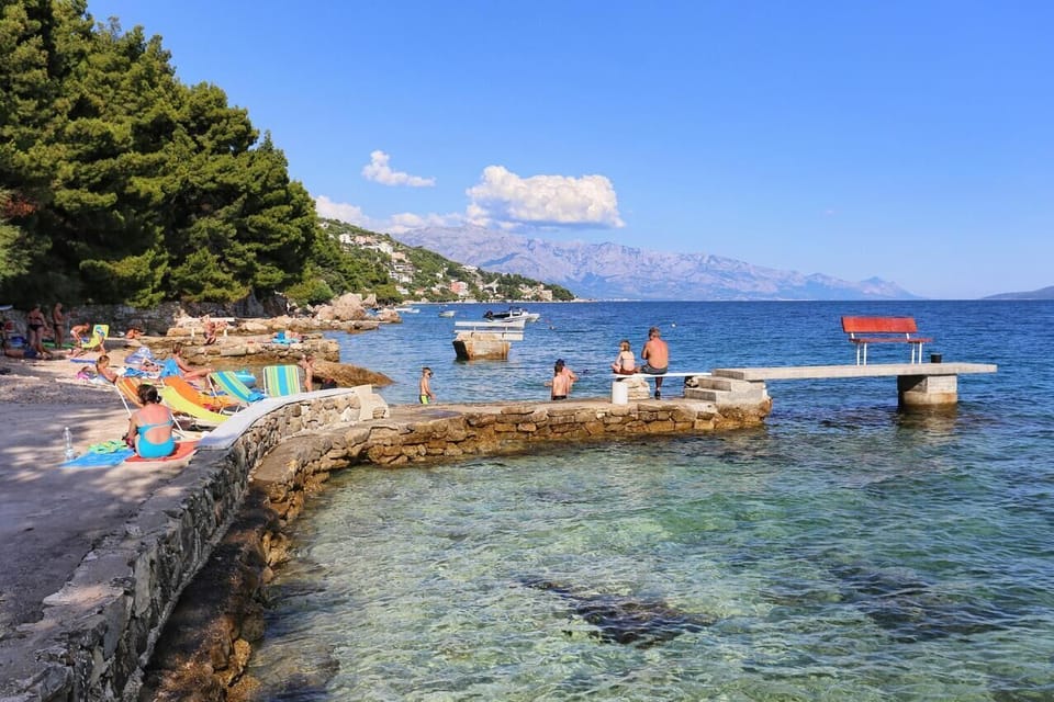Nearby beaches