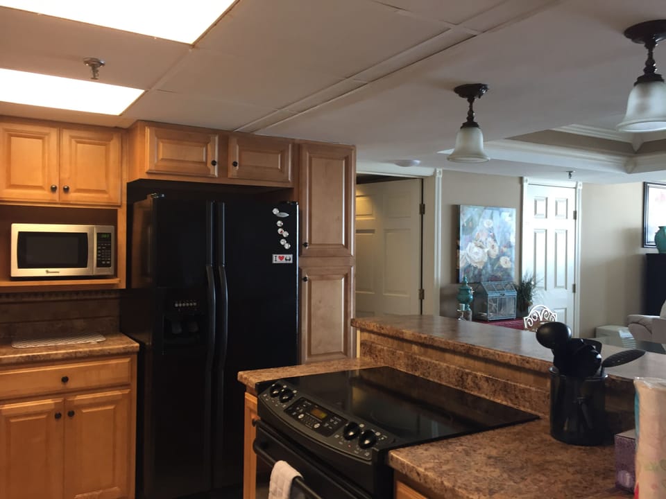 Well equipped kitchen 
