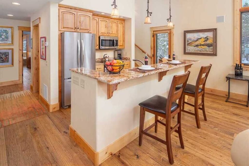 Breakfast Bar