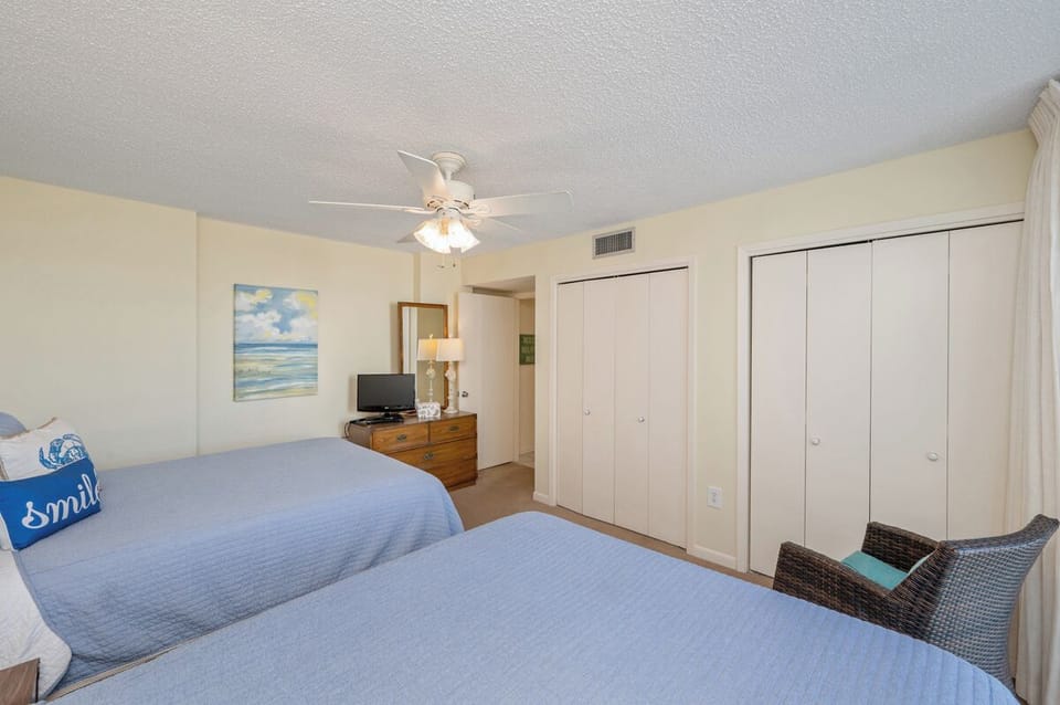 Guest Bedroom with TV