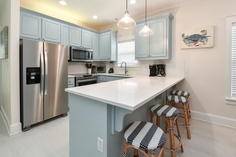 Dream Maker- 1st Floor Fully Equipped Kitchen