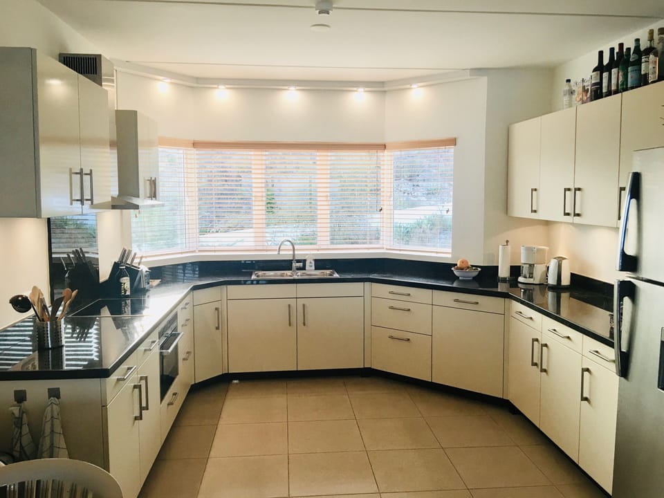 Fully equipped kitchen, everything you need
