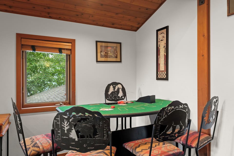 Game Table - Donner Lake Vacation Lodge