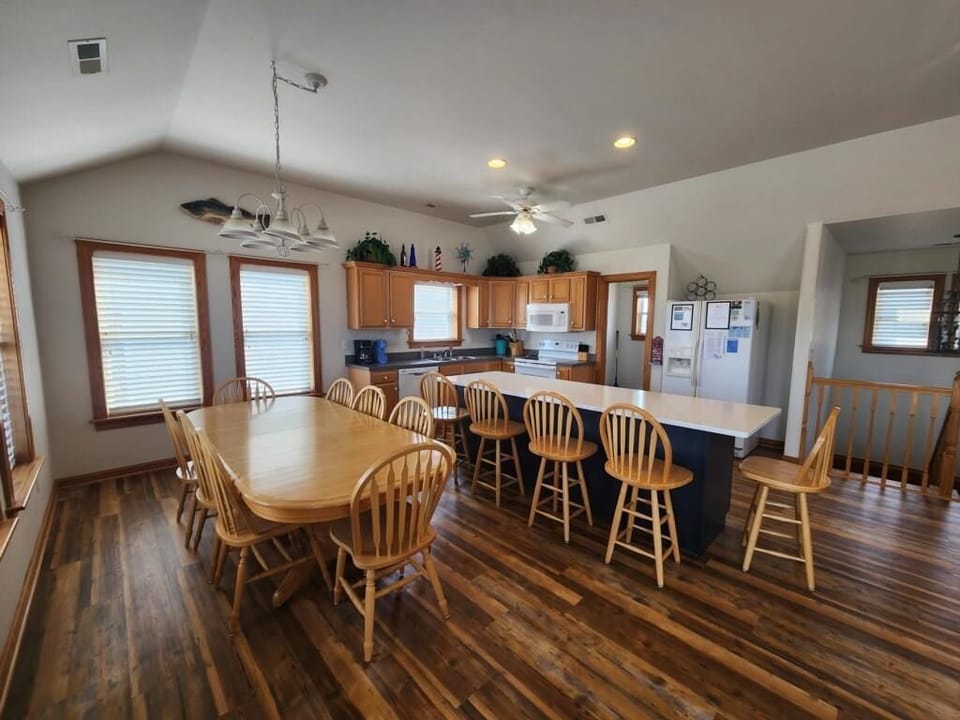 Kitchen and dining room